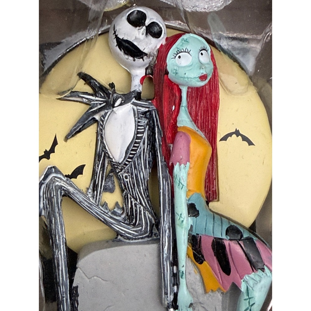 Disney Nightmare Before Christmas Ornament Jack and Sally Moon Scene Figure‎ New
